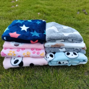 Pet Blanket Dog Bed Mats Soft Flannel Fleece Warm Sleeping Beds Cover Mat For Newborn Puppies and Kittens Dog Sofa Cushion